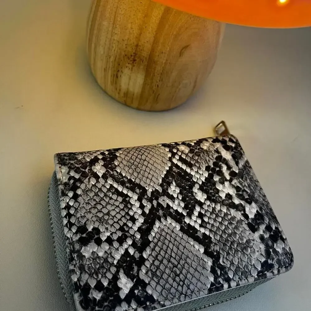 unbranded black white